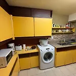 Plaza Italia Apartment